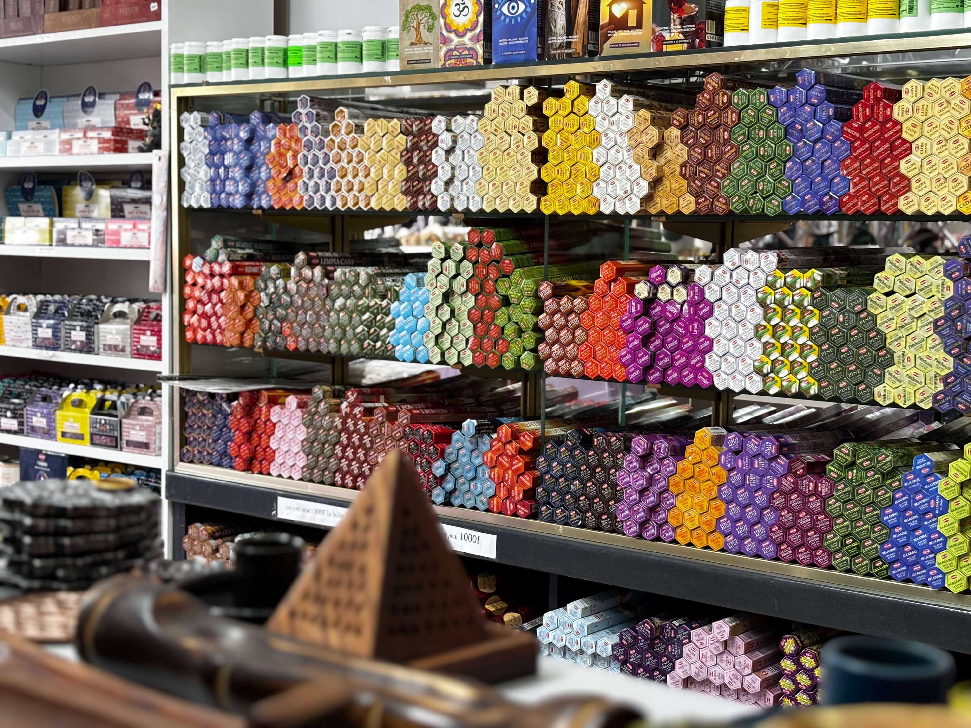 image de la boutique, rayon encens 1